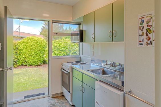 One Bedroom (Sleeps 3)